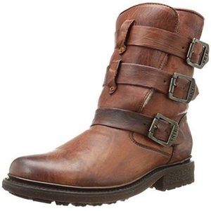 Sold! $288 Frye Valerie Strappy Shearling